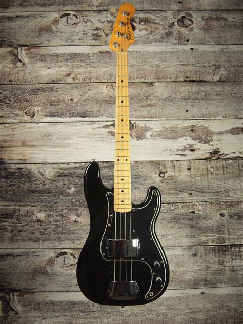 1976 fender precision bass value.